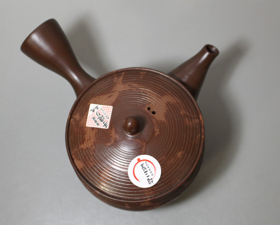 Tokoname teapot kyusu by Gyokko