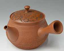 Japanese pottery - Tokoname teapots by Gyokko