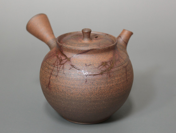 Tokoname teapot by Hokujo