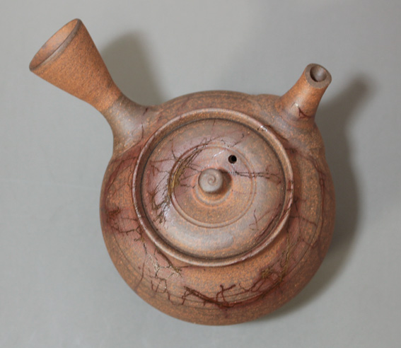 Tokoname teapot by Hokujo