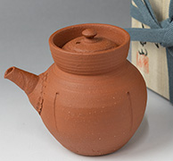 Japanese pottery Tokoname teapot by Yamada Jozan IV