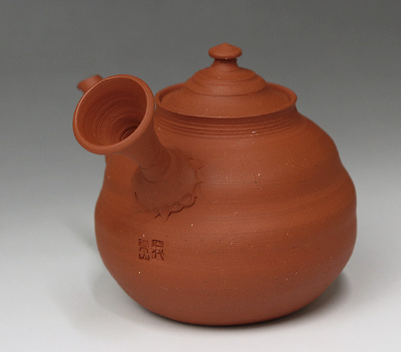 Shudei teapot by Yamada Jozan IV