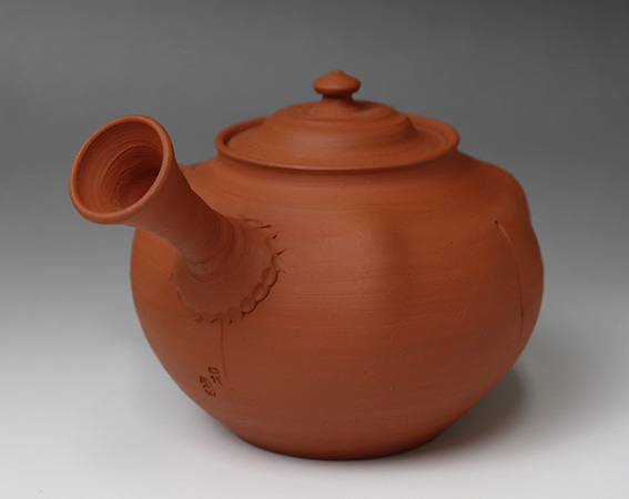 Shudei teapot by Yamada Jozan IV