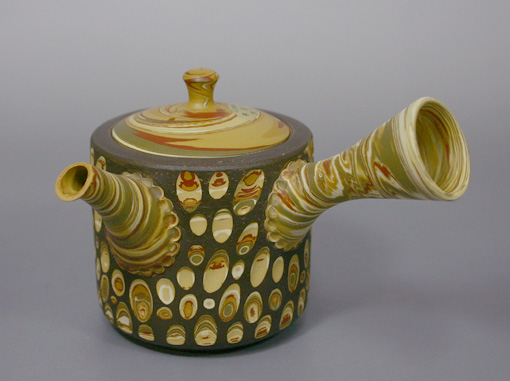 Tokoname handcrafted teapot by Kenji