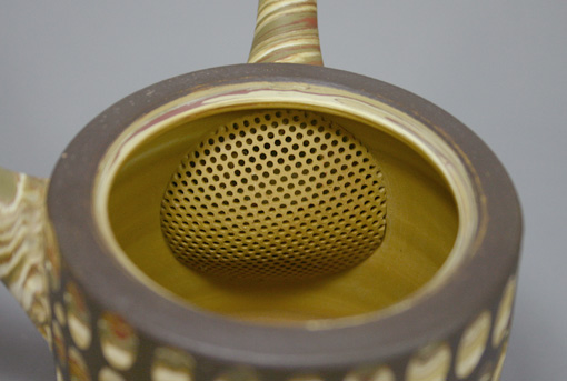 Tokoname handcrafted teapot by Kenji