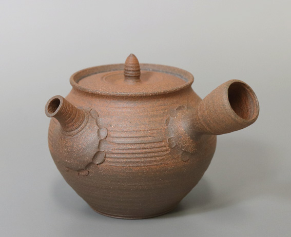 Tokoname teapot by Hokujo