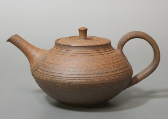 Tokoname teapot by Hokujo