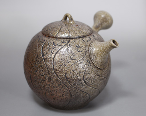 Japanese pottery - Tokoname Teapot by Konishi Yohei