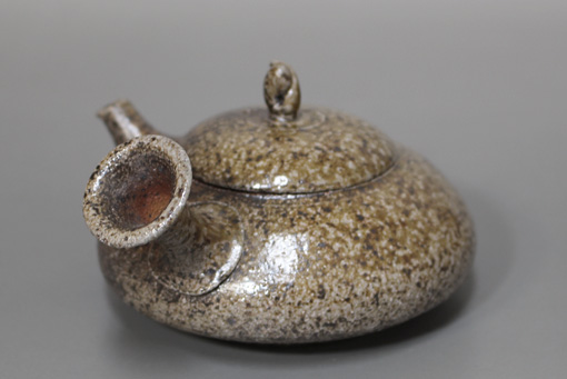 Japanese pottery - Tokoname Teapot by Konishi Yohei