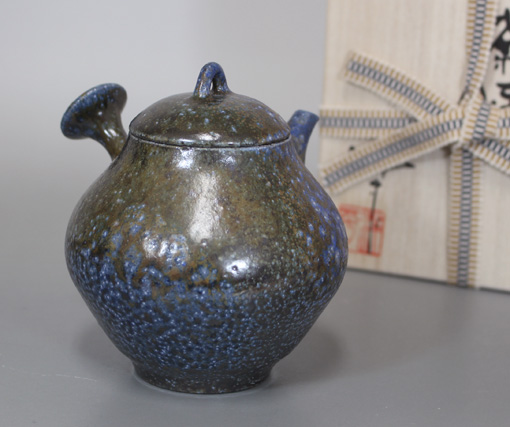 Japanese pottery - Tokoname Teapot by Konishi Yohei