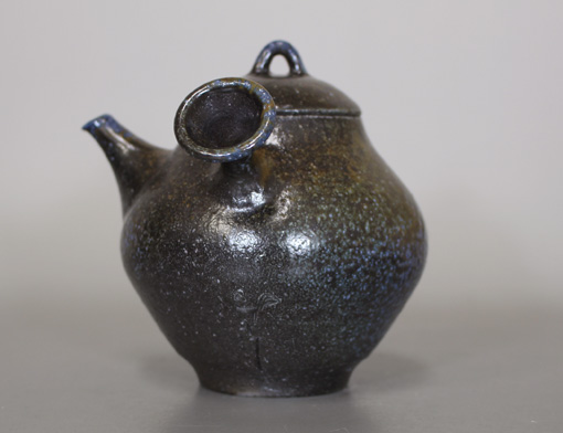 Tokoname Teapot by Konishi Yohei