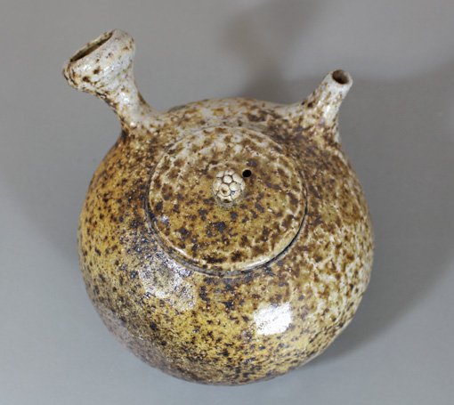Tokoname Teapot by Konishi Yohei