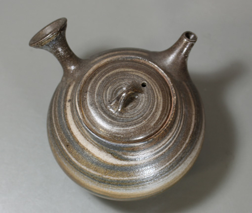 Tokoname Teapot by Konishi Yohei