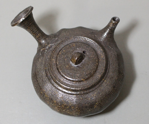 Tokoname Teapot by Konishi Yohei