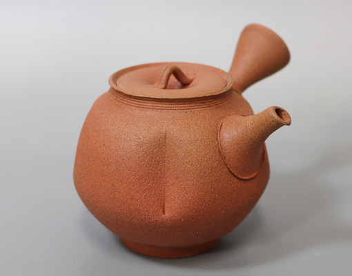 Japanese pottery - Tokoname Teapot by Konishi Yohei