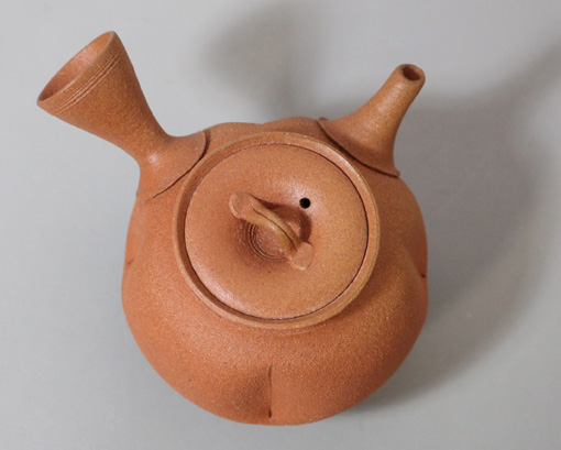Japanese pottery - Tokoname Teapot by Konishi Yohei
