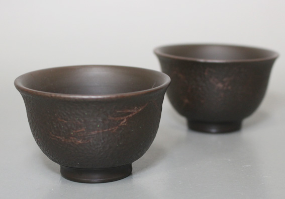 Japanese pottery -Tokoname teapots and cups by craftsman Koshin