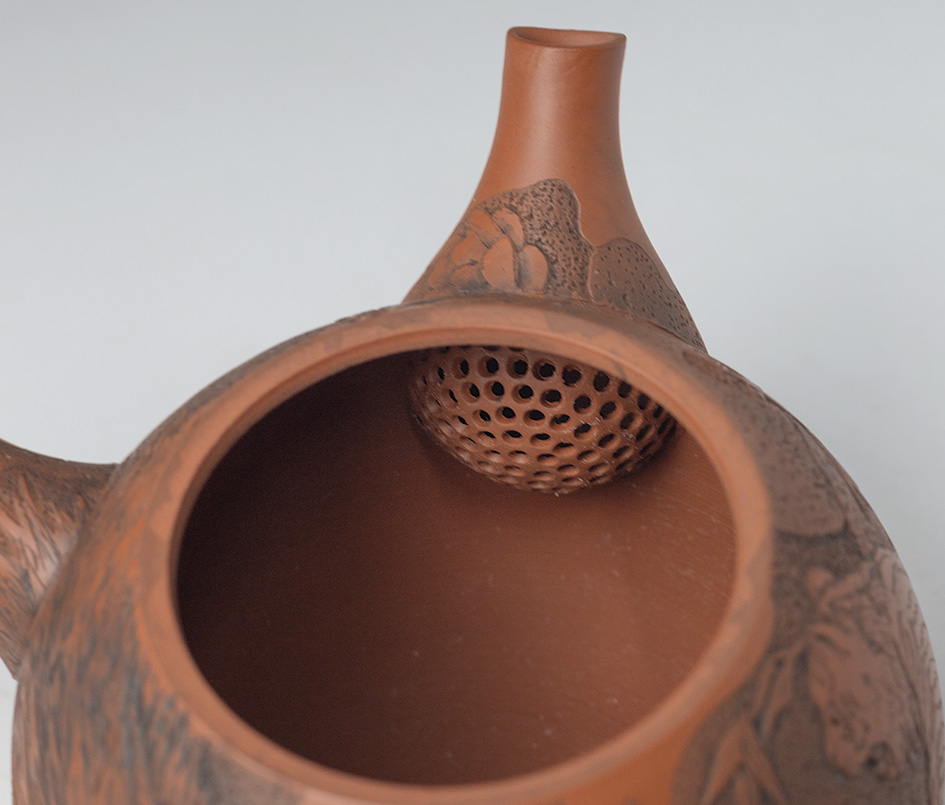 Tokoname shudei kyusu side view