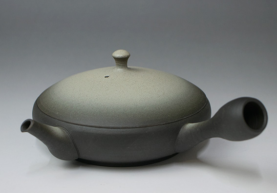Maekawa Junzō Teapot - Thumbnail 3