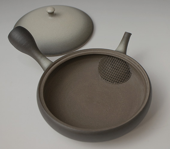 Maekawa Junzō Teapot - Thumbnail 5