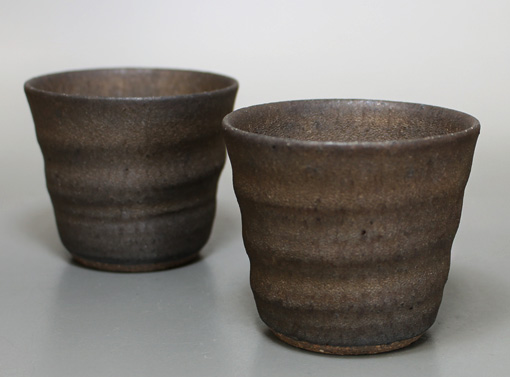 Japanese pottery -  Tokonameyaki teapot by Maekawa Junzo