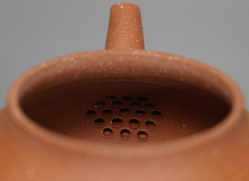 Japanese pottery -  Tokonameyaki teapot by Maekawa Junzo