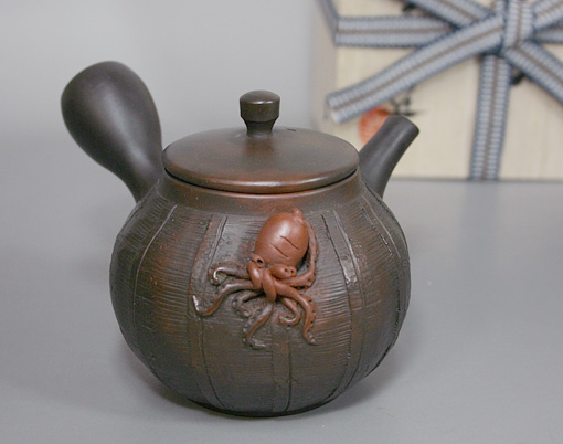 Japanese Tokoname teapot by Motozo