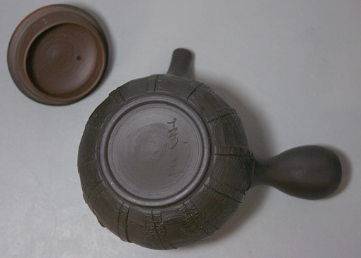 Japanese Tokoname teapot by Motozo