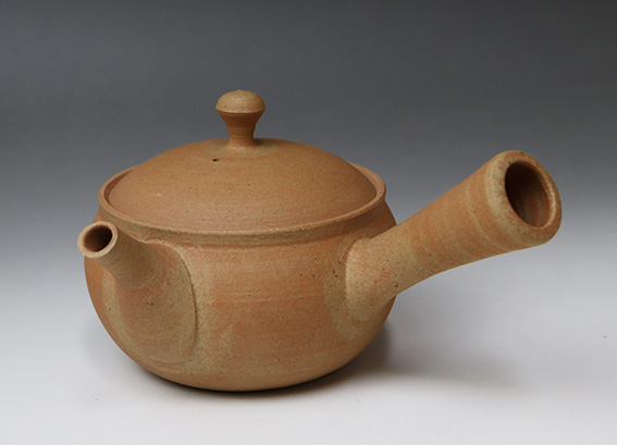 Tokoname teapot by Fujita Tokuta