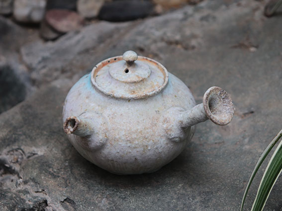 Tokoname wood-fired teapot by Yamada Sou