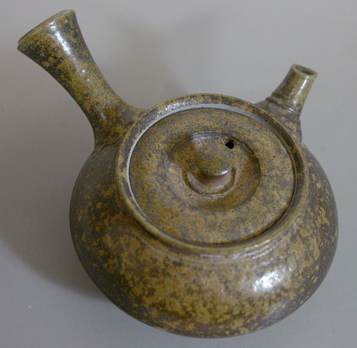 Japanese pottery- Tokoname kyusu teapot by Yoshiki