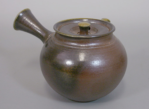Japanese pottery- Tokoname kyusu teapot by Yoshiki