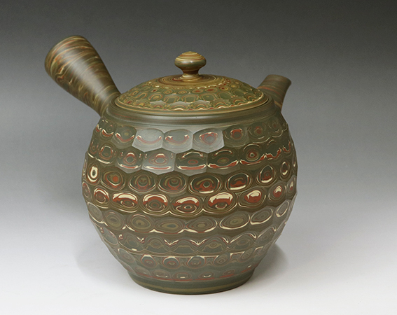 Tokoname teapot by Yusen