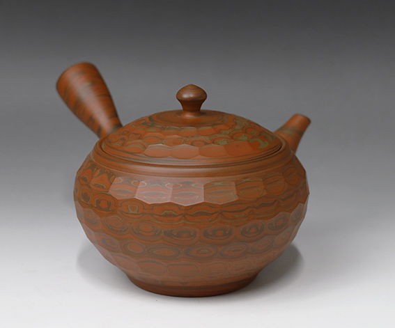 Tokoname teapot by Yusen