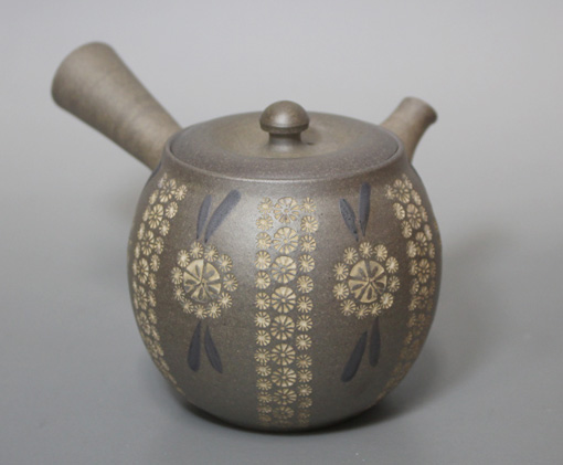 Yakishime small flower arabesque kuysu by Yutaka 